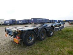Krone triaxle chassis from Europe